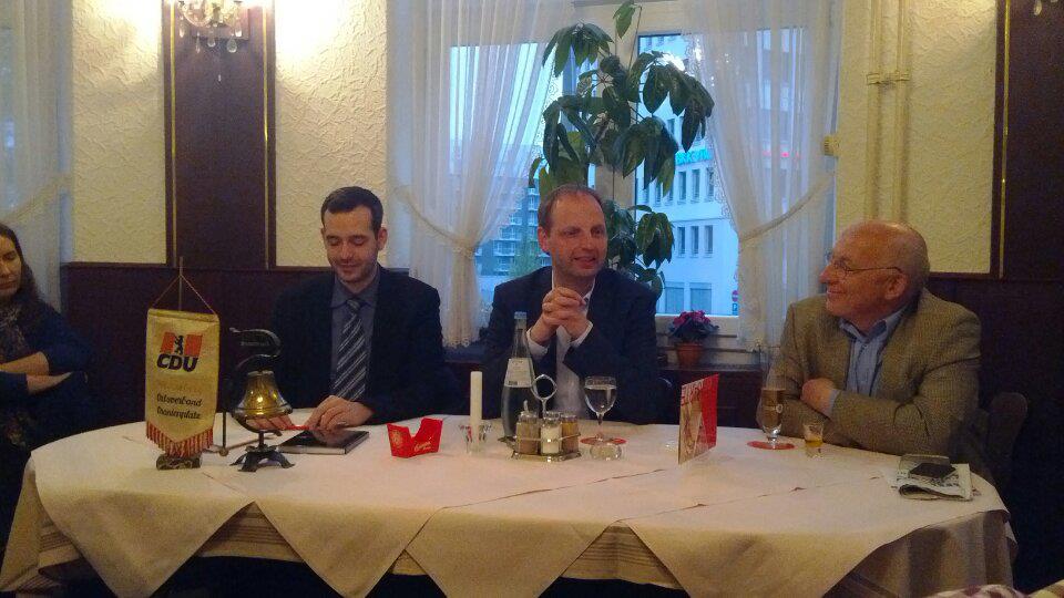 Ortsvorsitzender Timur Husein, Senator Thomas Heilmann und Kreisvorsitzender Kurt Wansner (MdA) Ortsvorsitzender Timur Husein, Senator Thomas Heilmann und Kreisvorsitzender Kurt Wansner (MdA)